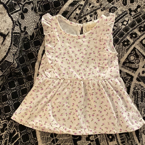 New 4T Set - Picture 2 of 6